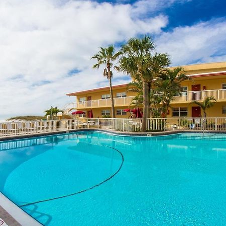 #212 Surf Song Resort St. Pete Beach Exterior foto